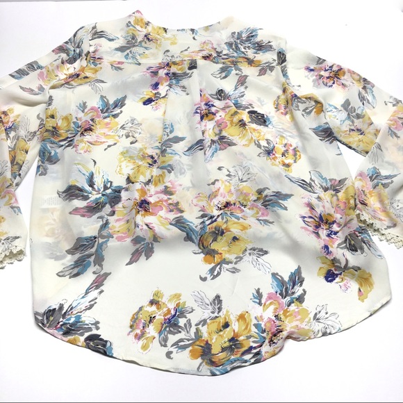 ❌SOLD❌€ Umgee Floral Bell Sleeve Tunic Blouse N16 - Picture 8 of 8